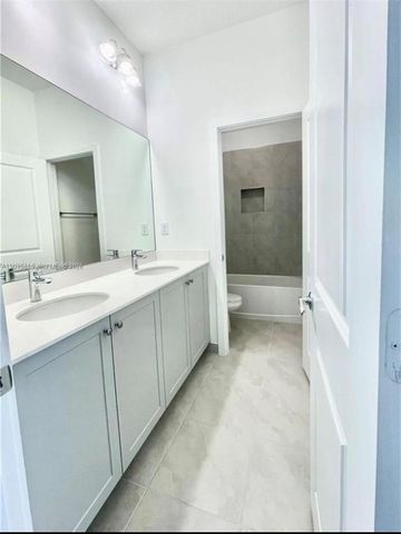 4982 Brigata Way, Ave Maria, FL 34142