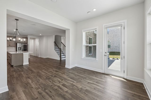 209 Pin High Dr, Mount Juliet, TN 37122