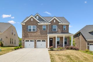 209 Pin High Dr, Mount Juliet, TN 37122