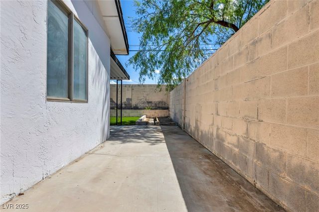 4805 Terra Linda Avenue, Las Vegas, NV 89120