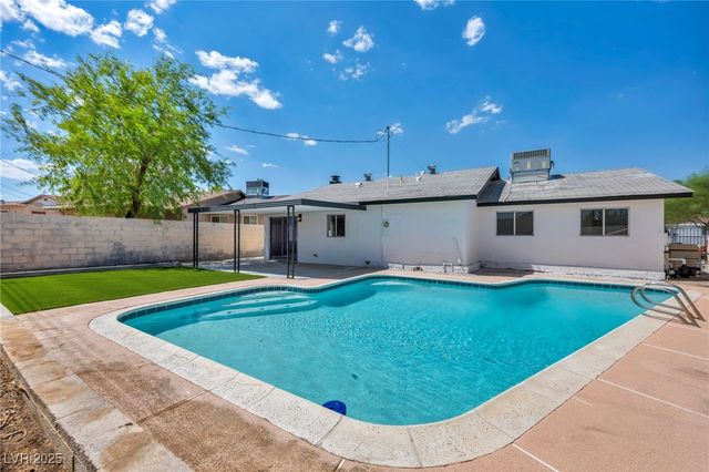 4805 Terra Linda Avenue, Las Vegas, NV 89120