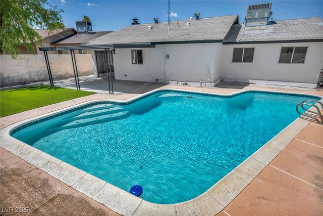 4805 Terra Linda Avenue, Las Vegas, NV 89120