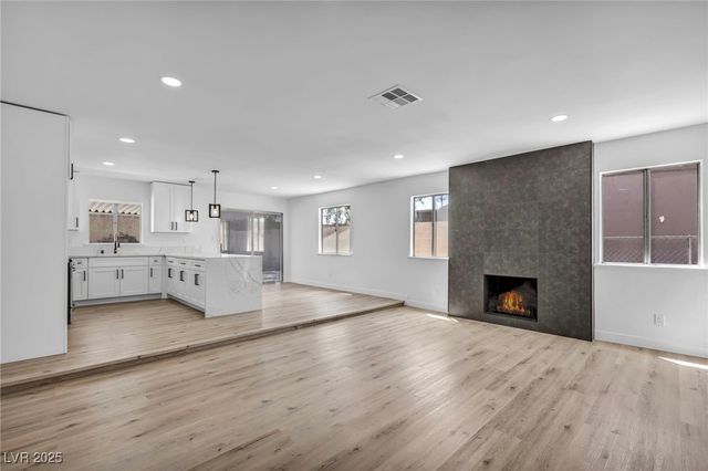 4805 Terra Linda Avenue, Las Vegas, NV 89120