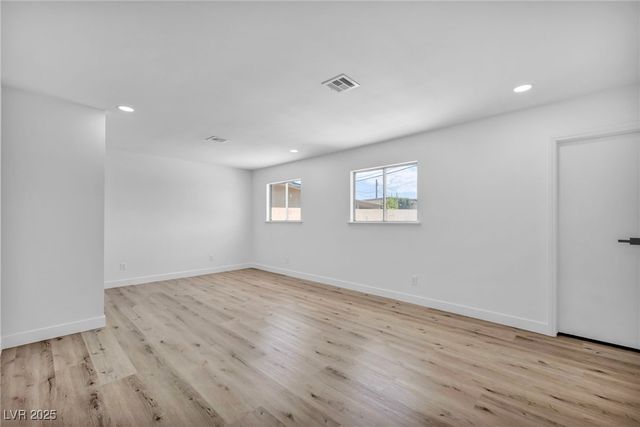 4805 Terra Linda Avenue, Las Vegas, NV 89120