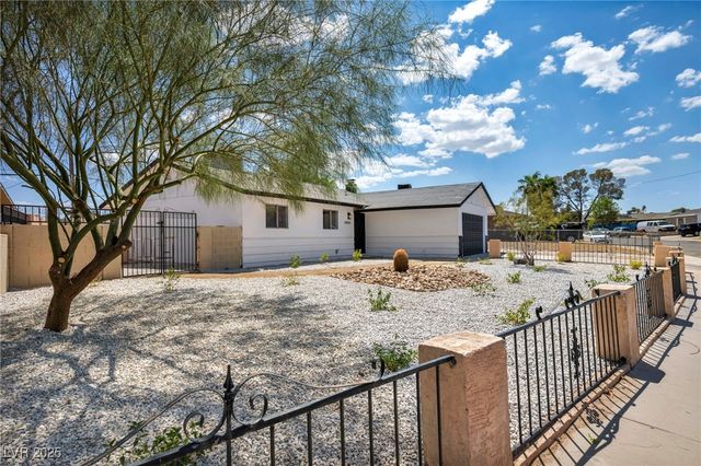 4805 Terra Linda Avenue, Las Vegas, NV 89120