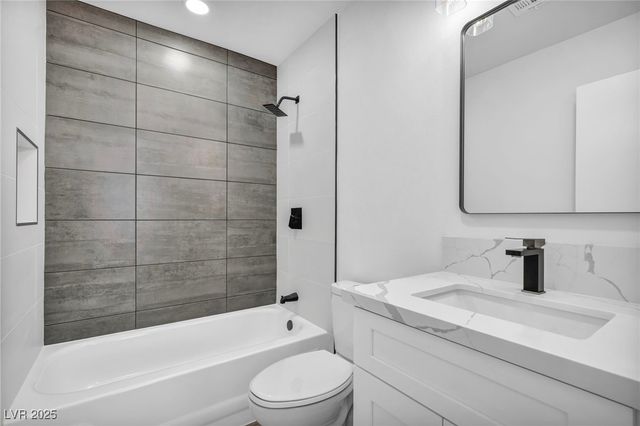 4805 Terra Linda Avenue, Las Vegas, NV 89120