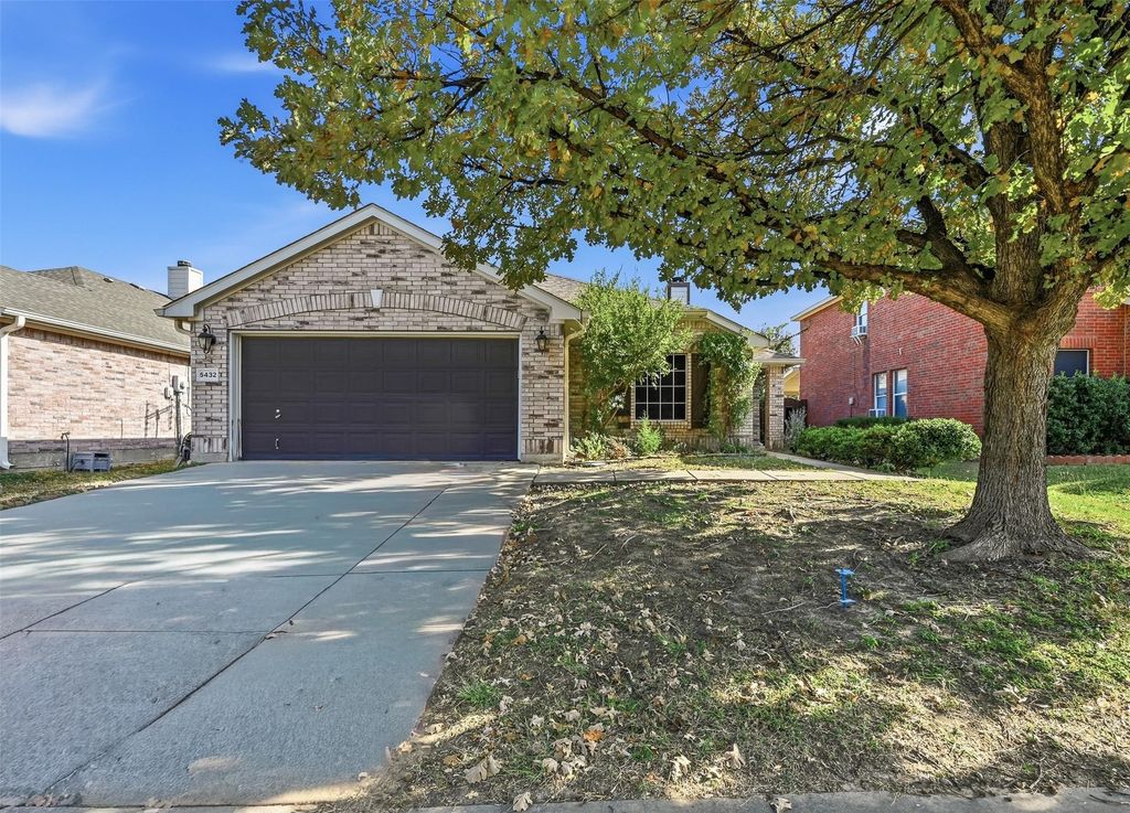 5432 Presidio Drive, Grand Prairie, TX 75052