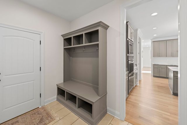 10115 LONG LANDING CV, Lakeland, TN 38002