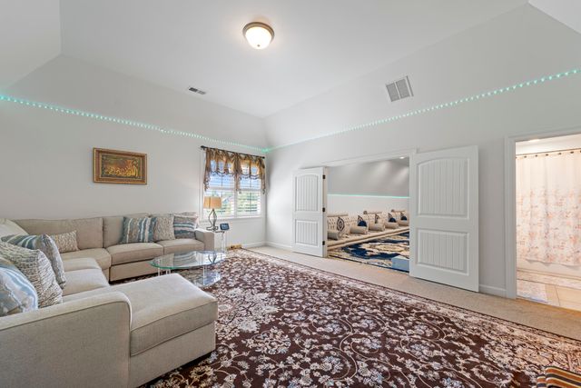 10115 LONG LANDING CV, Lakeland, TN 38002