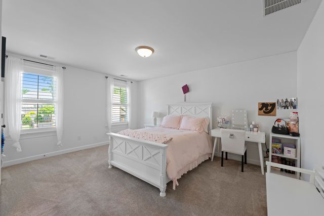 10115 LONG LANDING CV, Lakeland, TN 38002