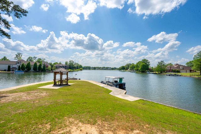 10115 LONG LANDING CV, Lakeland, TN 38002