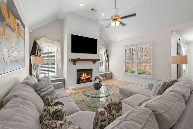 10115 LONG LANDING CV, Lakeland, TN 38002