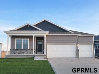 12413 S 205th Avenue, Gretna, NE 68028