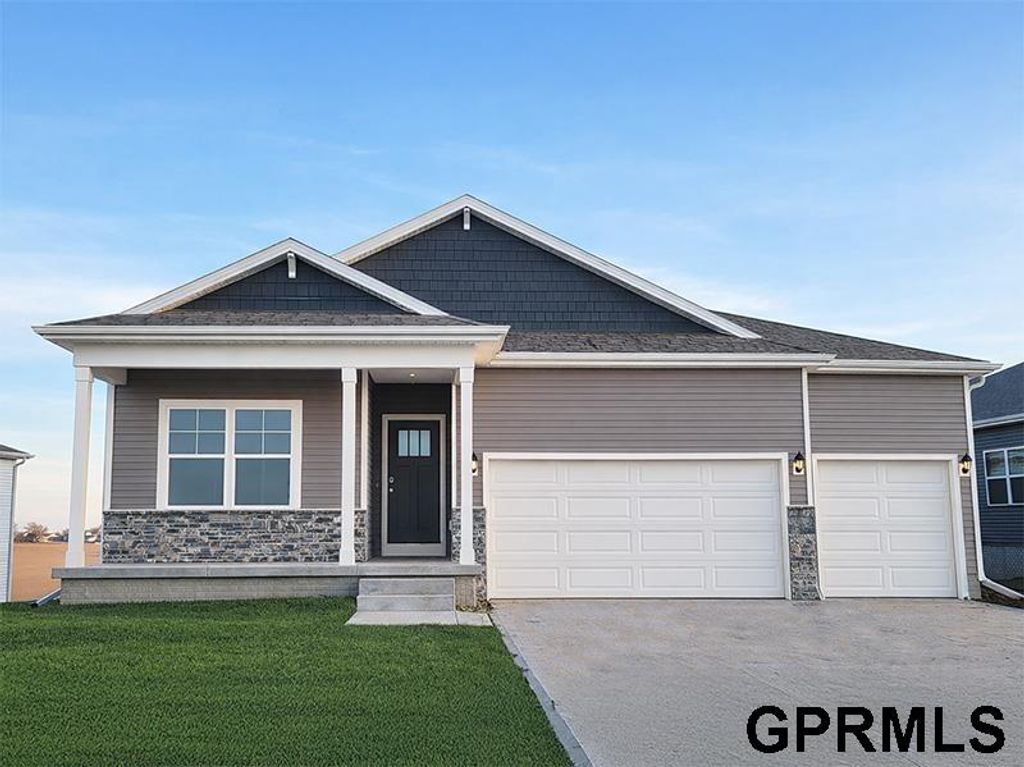 12413 S 205th Avenue, Gretna, NE 68028