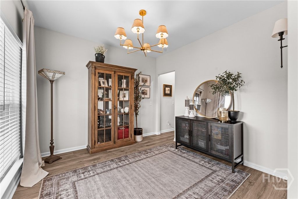 Image 12 of property listing at 101 Telford Street, Savannah, GA 31322