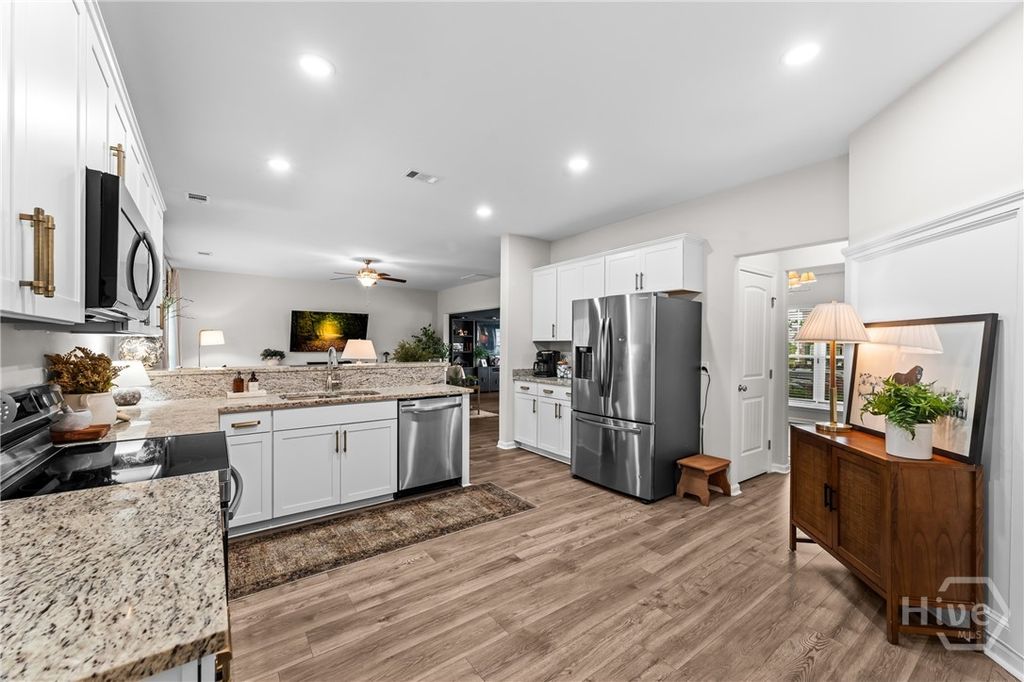 Image 20 of property listing at 101 Telford Street, Savannah, GA 31322