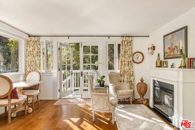 21714 Encina Road, Topanga, CA 90290