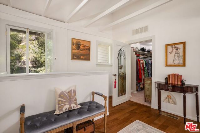 21714 Encina Road, Topanga, CA 90290