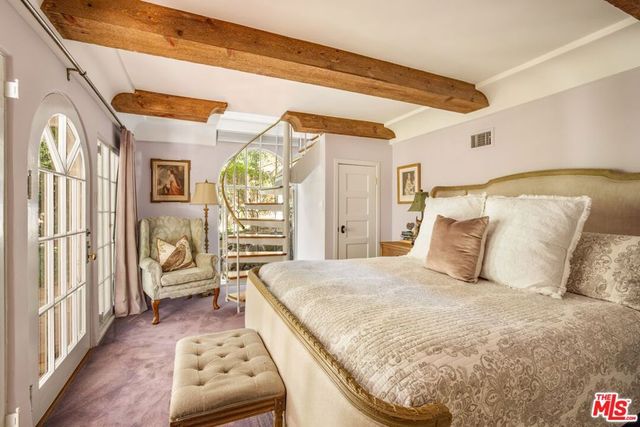 21714 Encina Road, Topanga, CA 90290