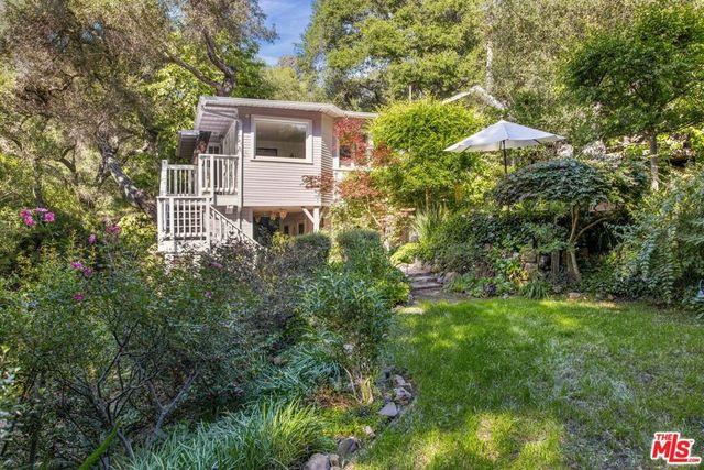 21714 Encina Road, Topanga, CA 90290
