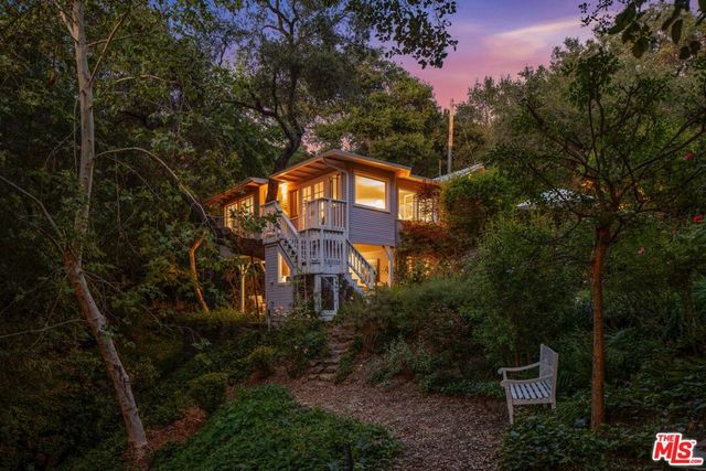 21714 Encina Road, Topanga, CA 90290