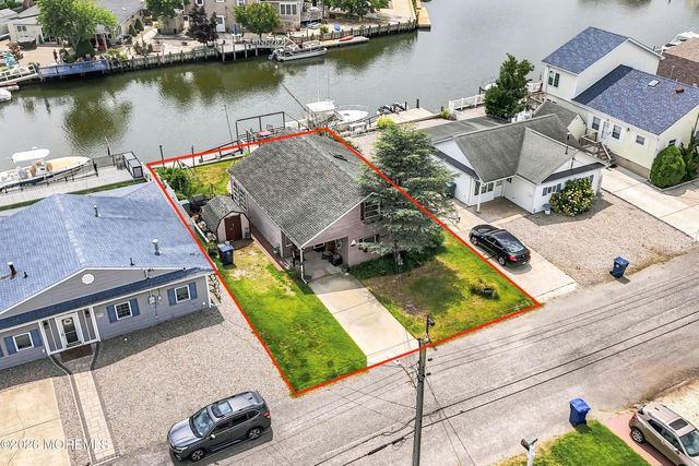 17 W Sail Drive, Little Egg Harbor, NJ 08087