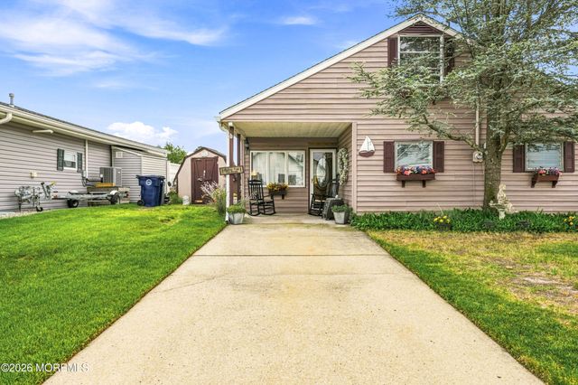 17 W Sail Drive, Little Egg Harbor, NJ 08087
