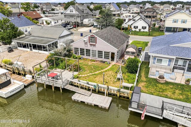 17 W Sail Drive, Little Egg Harbor, NJ 08087