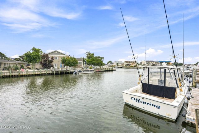 17 W Sail Drive, Little Egg Harbor, NJ 08087
