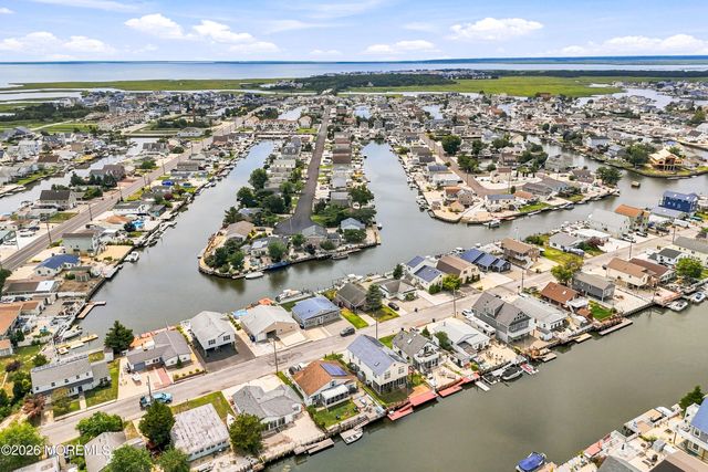 17 W Sail Drive, Little Egg Harbor, NJ 08087