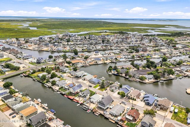 17 W Sail Drive, Little Egg Harbor, NJ 08087
