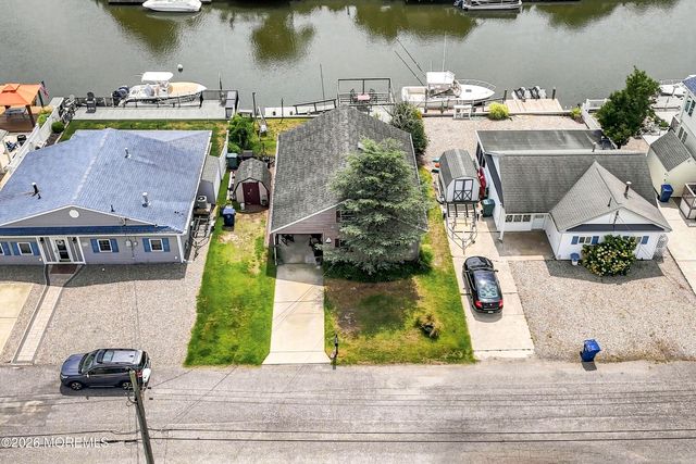 17 W Sail Drive, Little Egg Harbor, NJ 08087