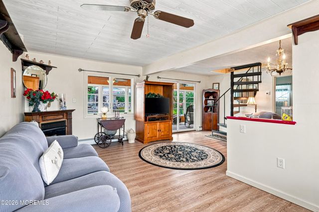 17 W Sail Drive, Little Egg Harbor, NJ 08087