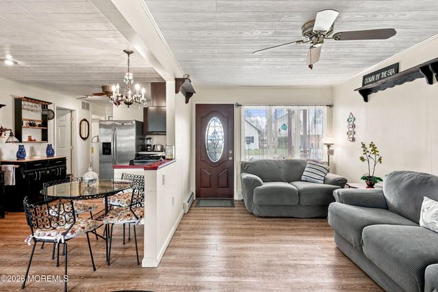 17 W Sail Drive, Little Egg Harbor, NJ 08087