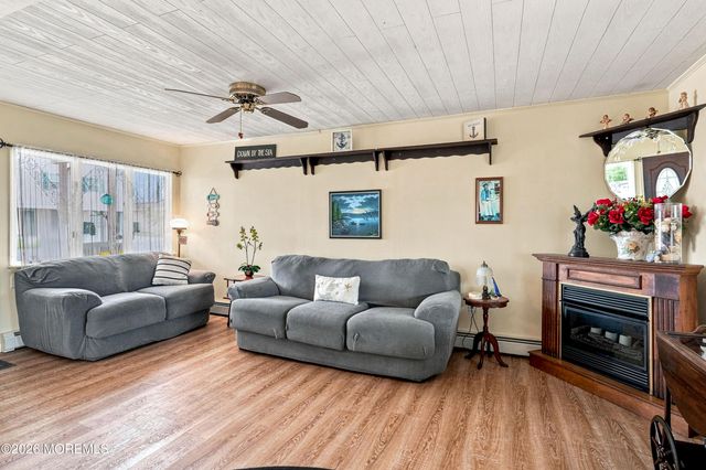 17 W Sail Drive, Little Egg Harbor, NJ 08087