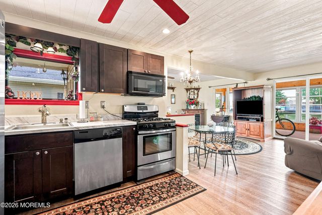17 W Sail Drive, Little Egg Harbor, NJ 08087