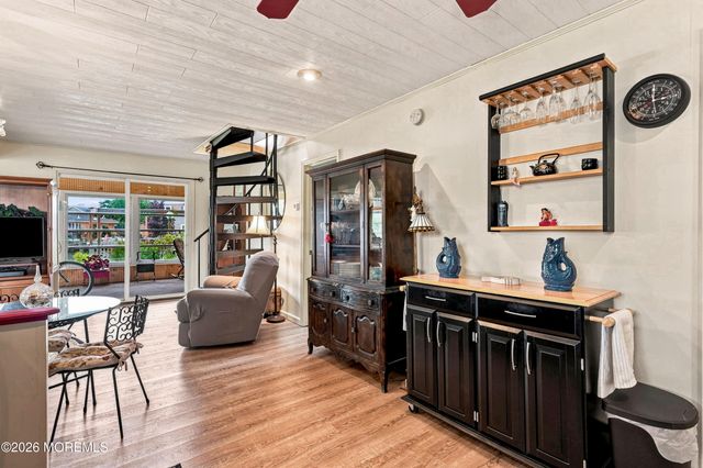 17 W Sail Drive, Little Egg Harbor, NJ 08087