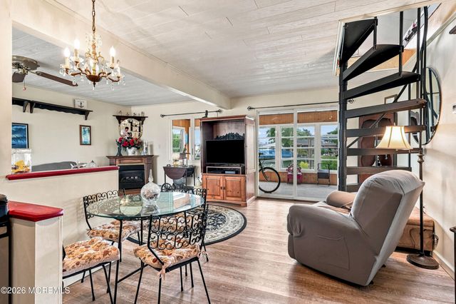 17 W Sail Drive, Little Egg Harbor, NJ 08087