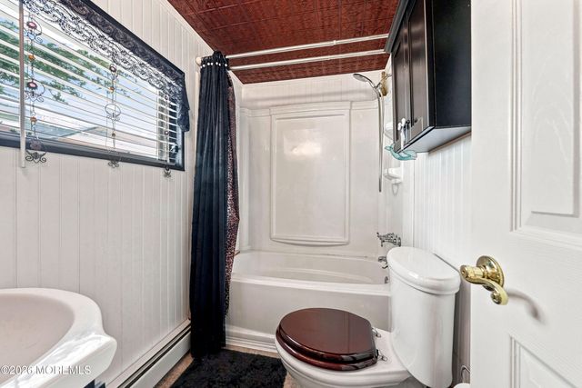 17 W Sail Drive, Little Egg Harbor, NJ 08087