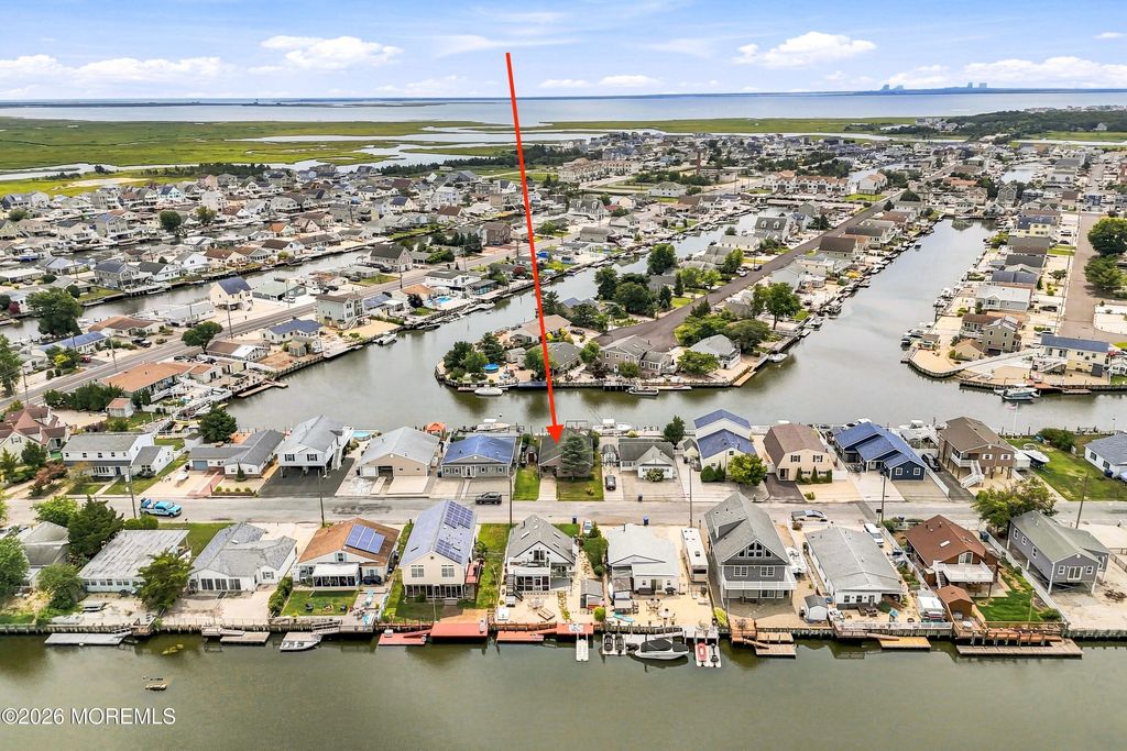17 W Sail Drive, Little Egg Harbor, NJ 08087
