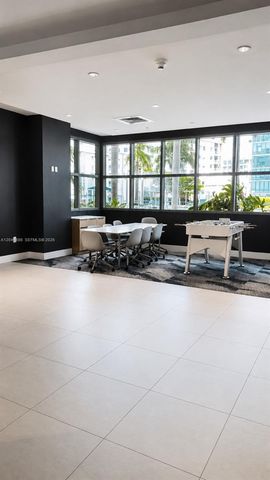 3301 NE 1st Avenue H2113, Miami, FL 33137