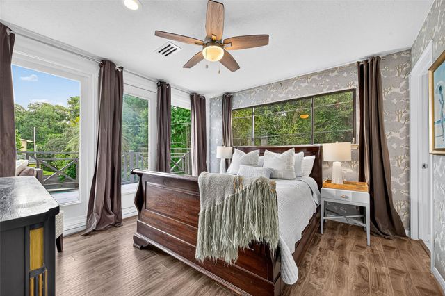 415 Ramblewood Road, Houston, TX 77079