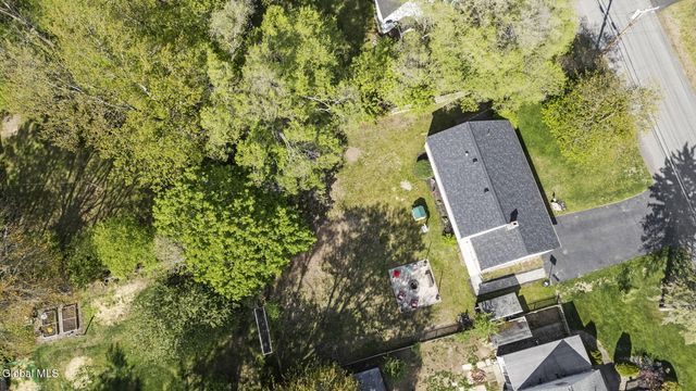 33 Terry Avenue, Guilderland, NY 12303