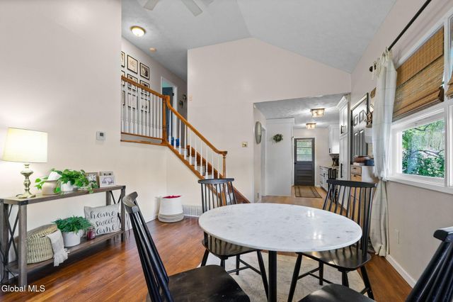 33 Terry Avenue, Guilderland, NY 12303