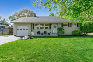 33 Terry Avenue, Guilderland, NY 12303