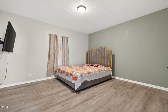 928 E Davis Street, Burlington, NC 27215