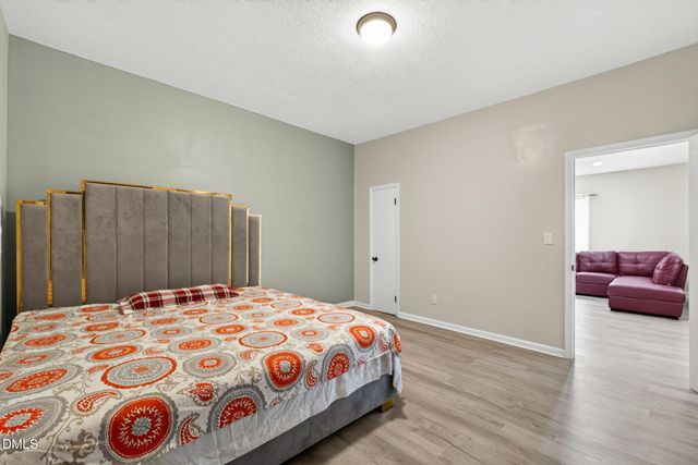 928 E Davis Street, Burlington, NC 27215