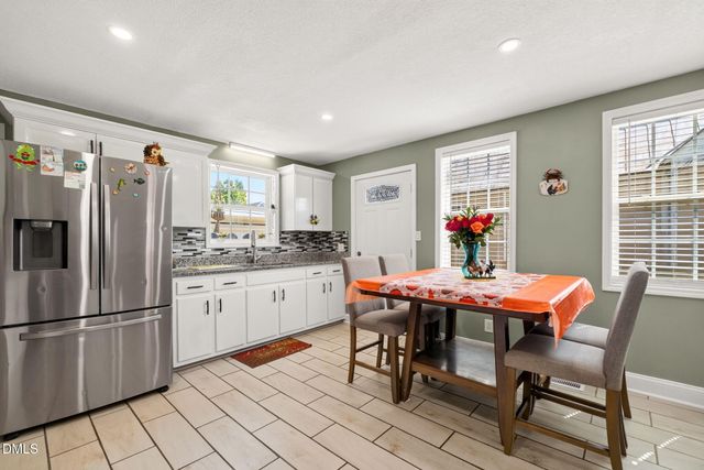 928 E Davis Street, Burlington, NC 27215