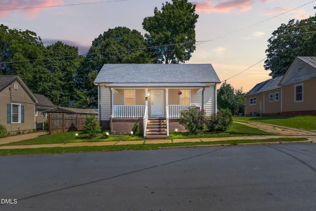 928 E Davis Street, Burlington, NC 27215