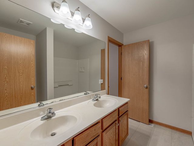 1559 Bluestem Lane, Minooka, IL 60447